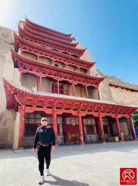 A2E3331C-12A0-432E-A704-FE592D2A4AE3