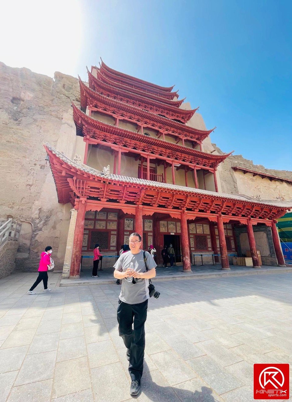 D0B5B803-1586-40BD-ADDE-60091F215AEF