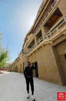 930DE16F-BE28-4AF5-9009-9E015B215FE5