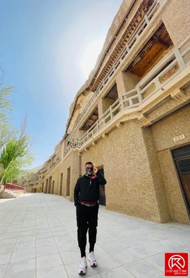 68462126-D861-4751-A4B0-87B062AEA724