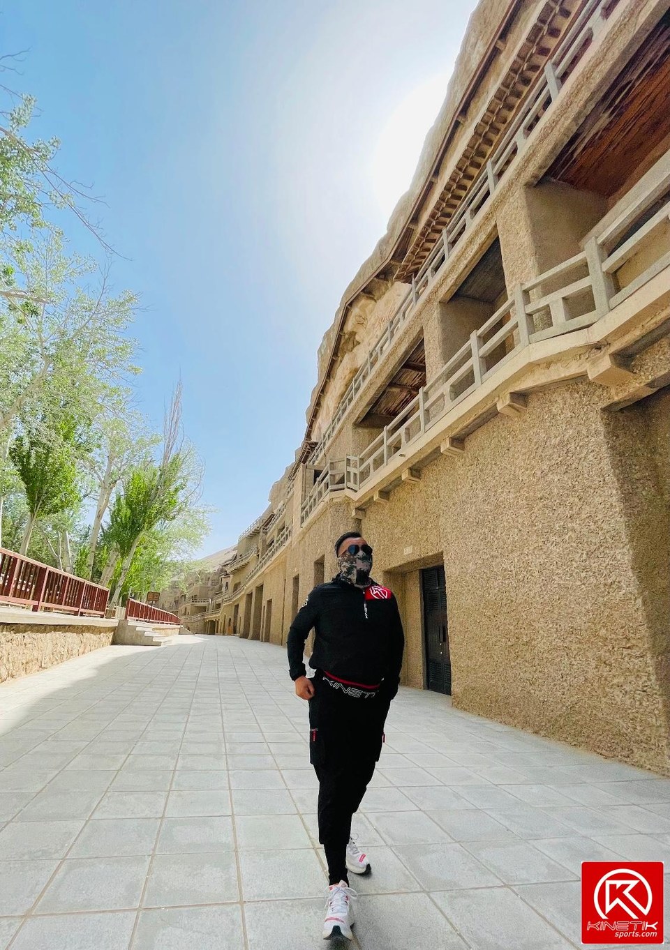 A8E5D8EA-CF09-4E6D-9424-E42BF45742BF