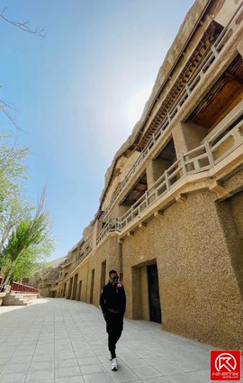 5A1AD871-6900-4A0B-93F2-7A035E109F64