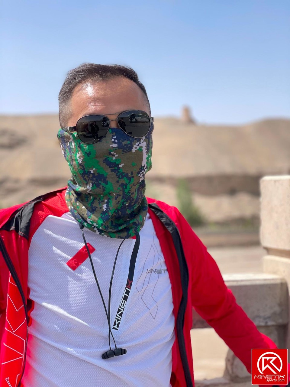 8C44B6BB-9ED5-4BEE-81A3-411DFD495B8D