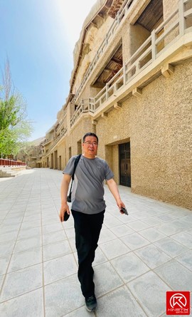 3FBAA500-14FE-4D4E-A7C9-A09CD57F31F1