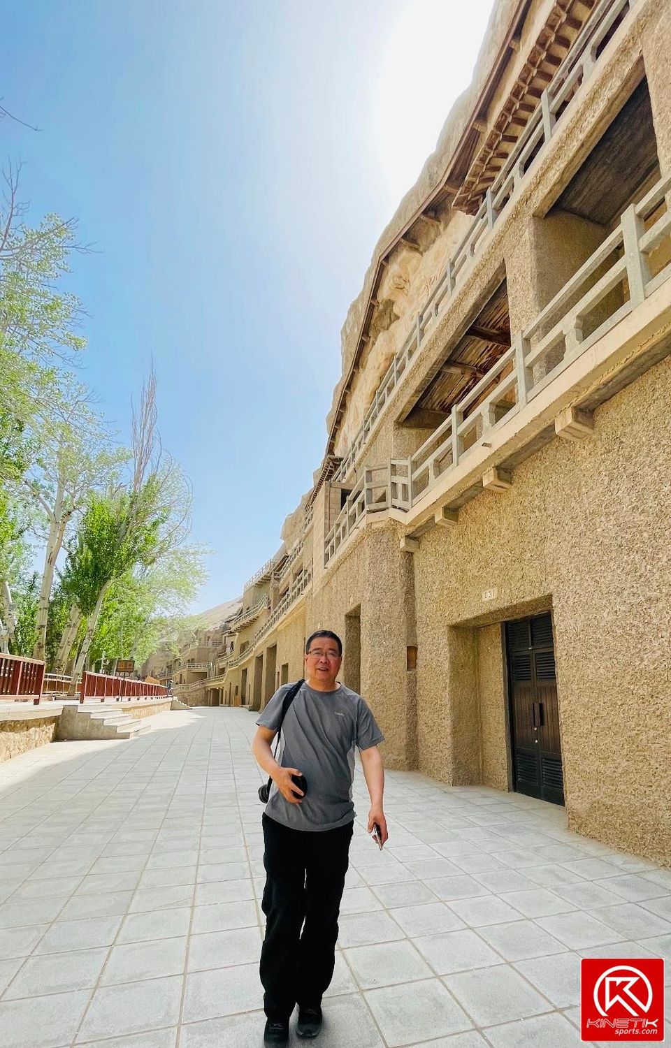 2E262ADF-B151-4A97-B7E3-560EF5BC00CE