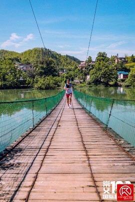 60B9F462-8522-4B6B-99B1-334F939810D9