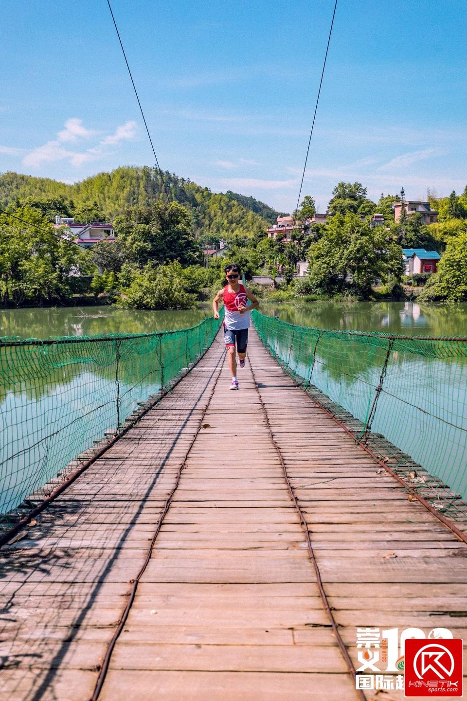 D6BCFF3A-2EFD-439D-8FAB-8F0A5B78A4A5