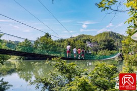 F2059195-EA91-4292-8A99-AC6372D9C48C