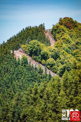 FB46EFF9-E659-43E2-B486-E1E2D4F61CCB