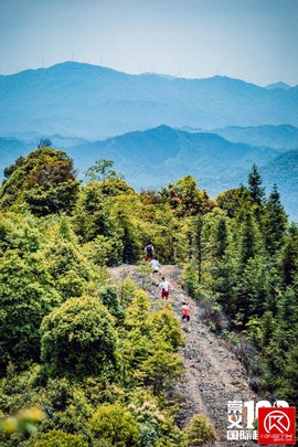 BDB0C72F-4CD7-46F0-A546-6C7A02824B60