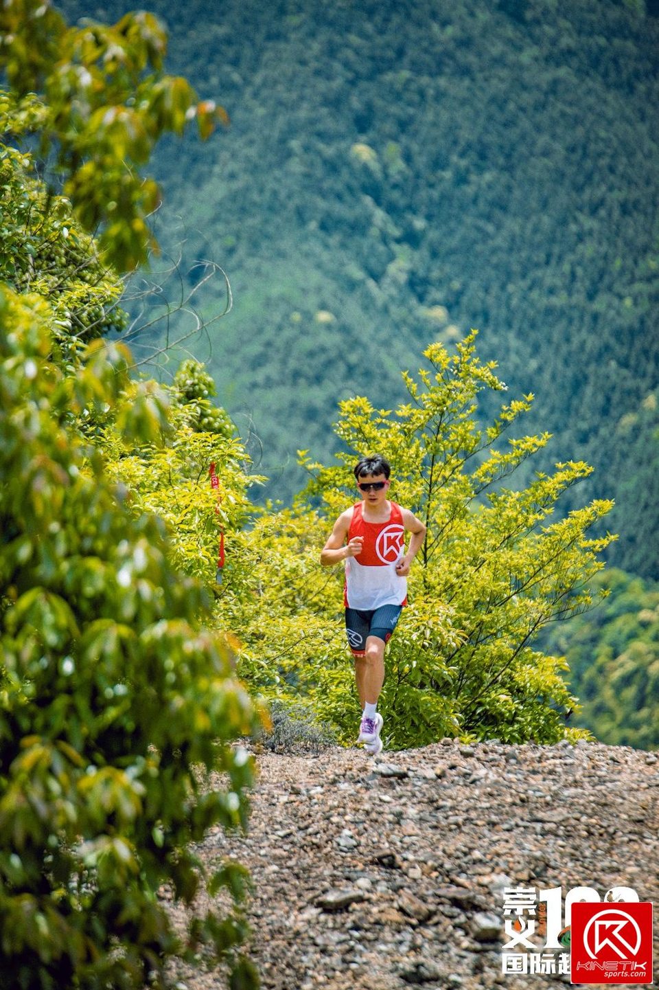 29BAA799-C395-4637-A2CA-6C6E8D023BC5