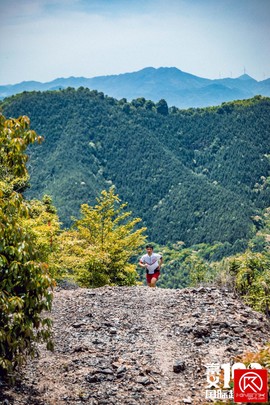 4FD985A3-62BA-40DA-9BDE-7EA0C73CEE34