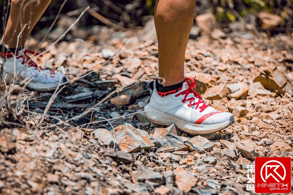 6FD64305-6D77-4B26-BD70-6B168A18CDEF