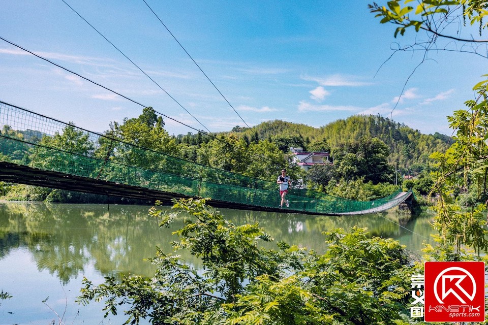 1AA1B987-1C9A-47EA-8EBD-BCB90D1799D7