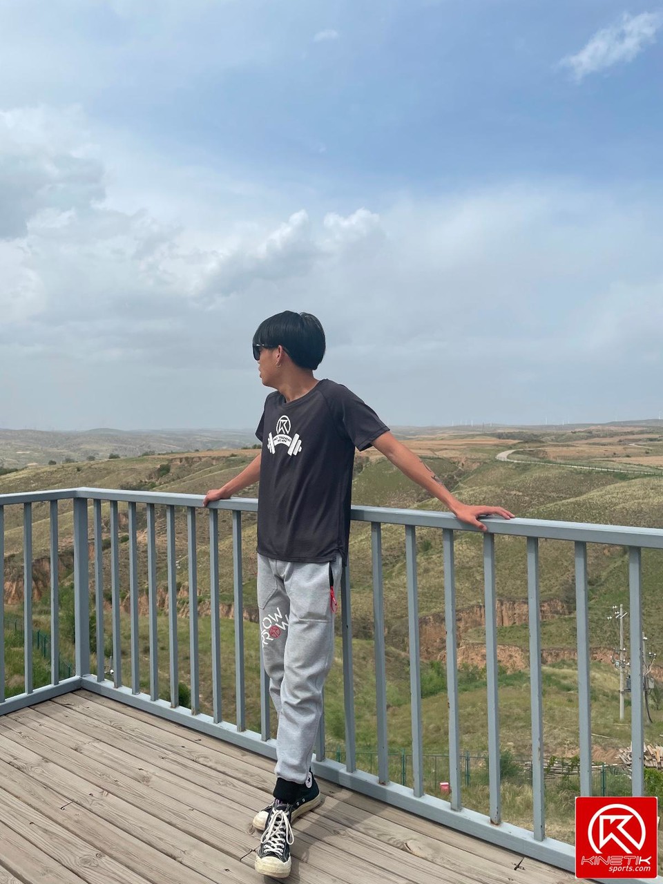 2E87879E-F24A-4A9B-8976-0D7CFBADF9AD