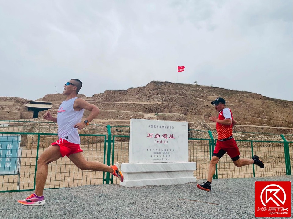 89E85F76-E43C-4ED0-8B75-E71F4FDCFE4E