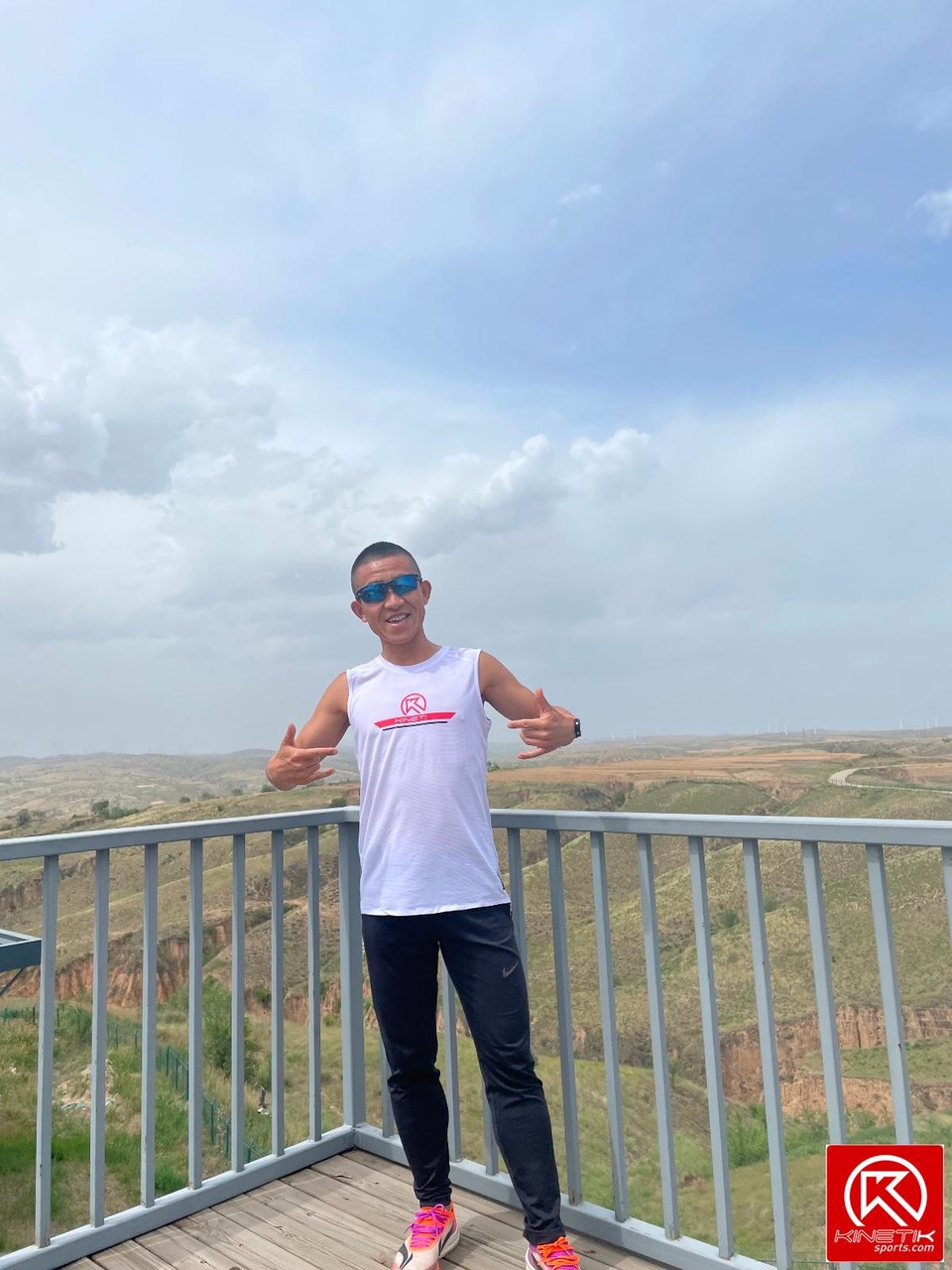 6C8E1ECA-4478-4D47-8F86-592ADF85E44A