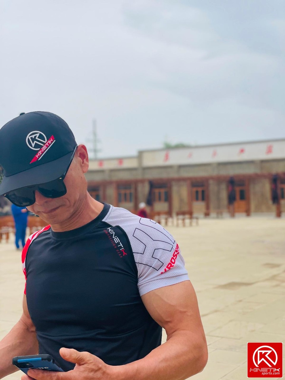 0CB00D04-E470-424A-BFFA-D9D1276C0B3A