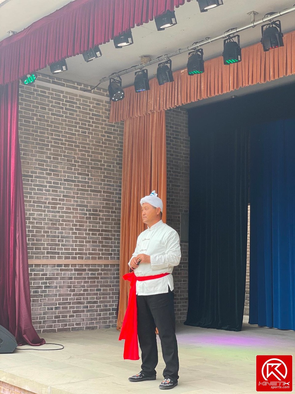 DD2AC3B6-D5A1-40C3-A8AA-2356A4205FEA