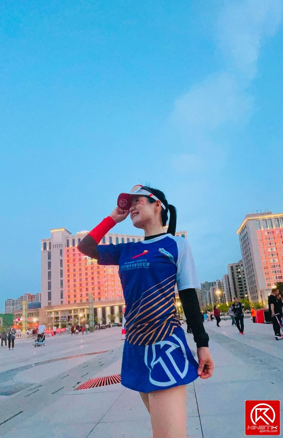 932E34F8-61B1-4694-A925-4954169FF152