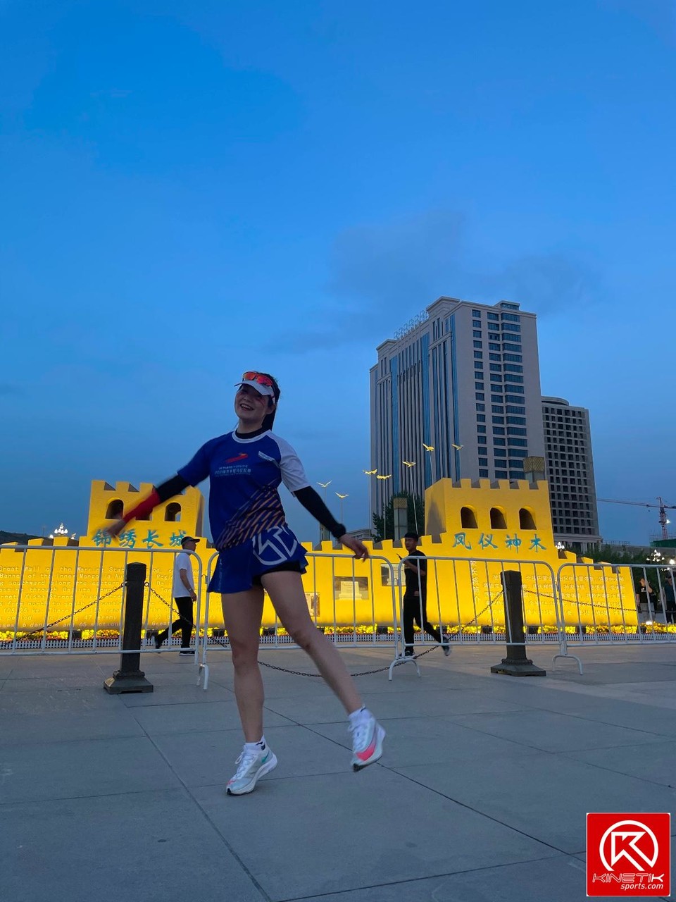 32A6BA1A-A6FD-4B6F-B922-684E57E3F80F