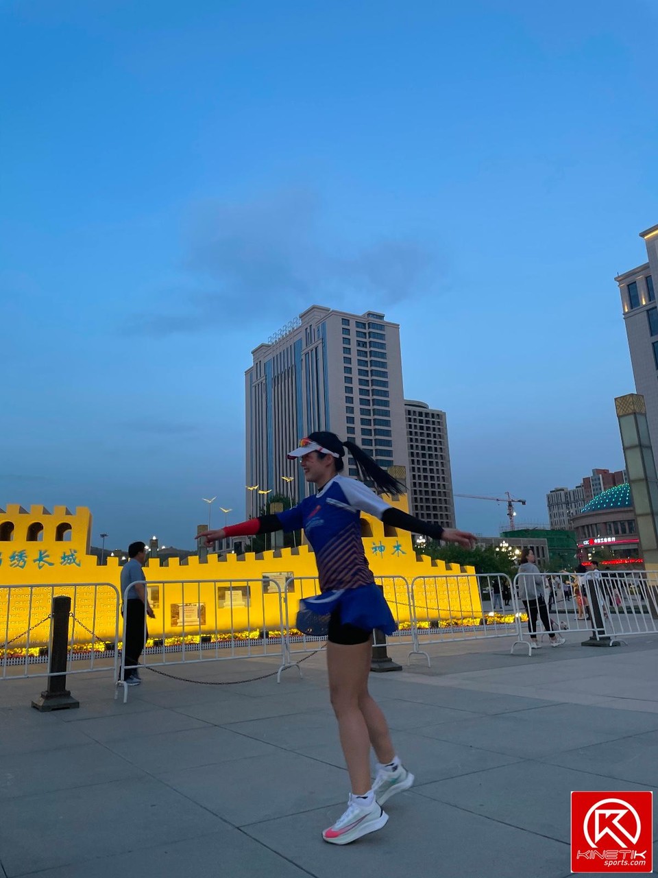 AC5B3FFF-D2E9-4527-A414-863412E9D614