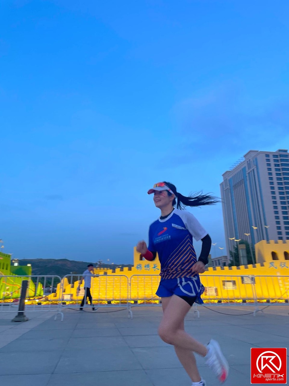 0F50C7FE-2E66-4808-B2CE-BF321F9DD0E7