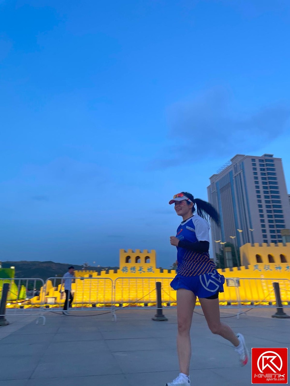 49978B9D-62A7-4AFA-AAB6-A8DEFBB9E954