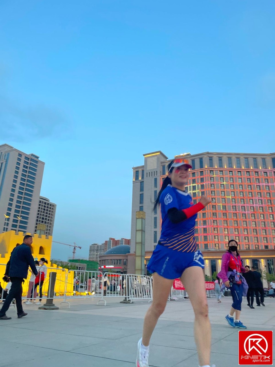 CCD97840-5BFF-4907-A99D-FD85C4225D1A