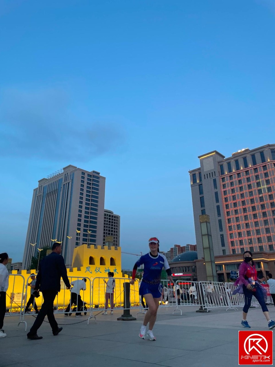 3F329040-BFD5-48F2-B7BF-257395FE072A