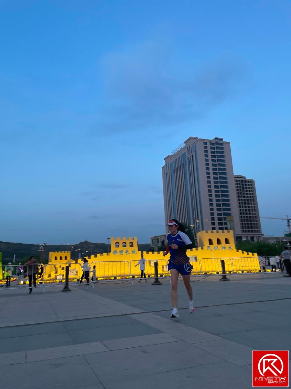 D09BFBA3-6DA3-4264-A8F4-B5E53BBFFADA