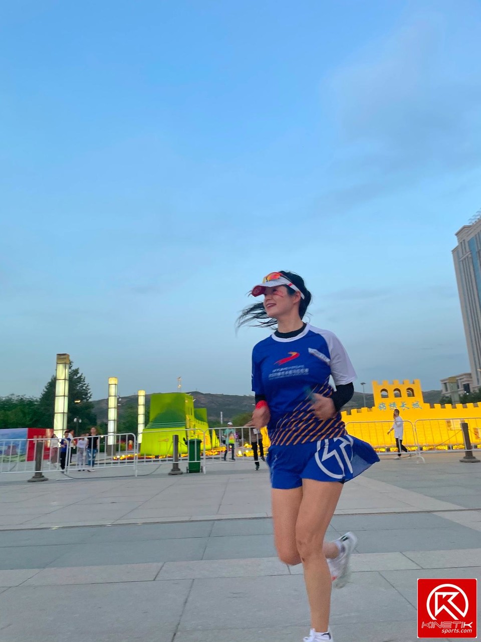 31F0AE20-85E0-49F5-B6F6-30505E089069