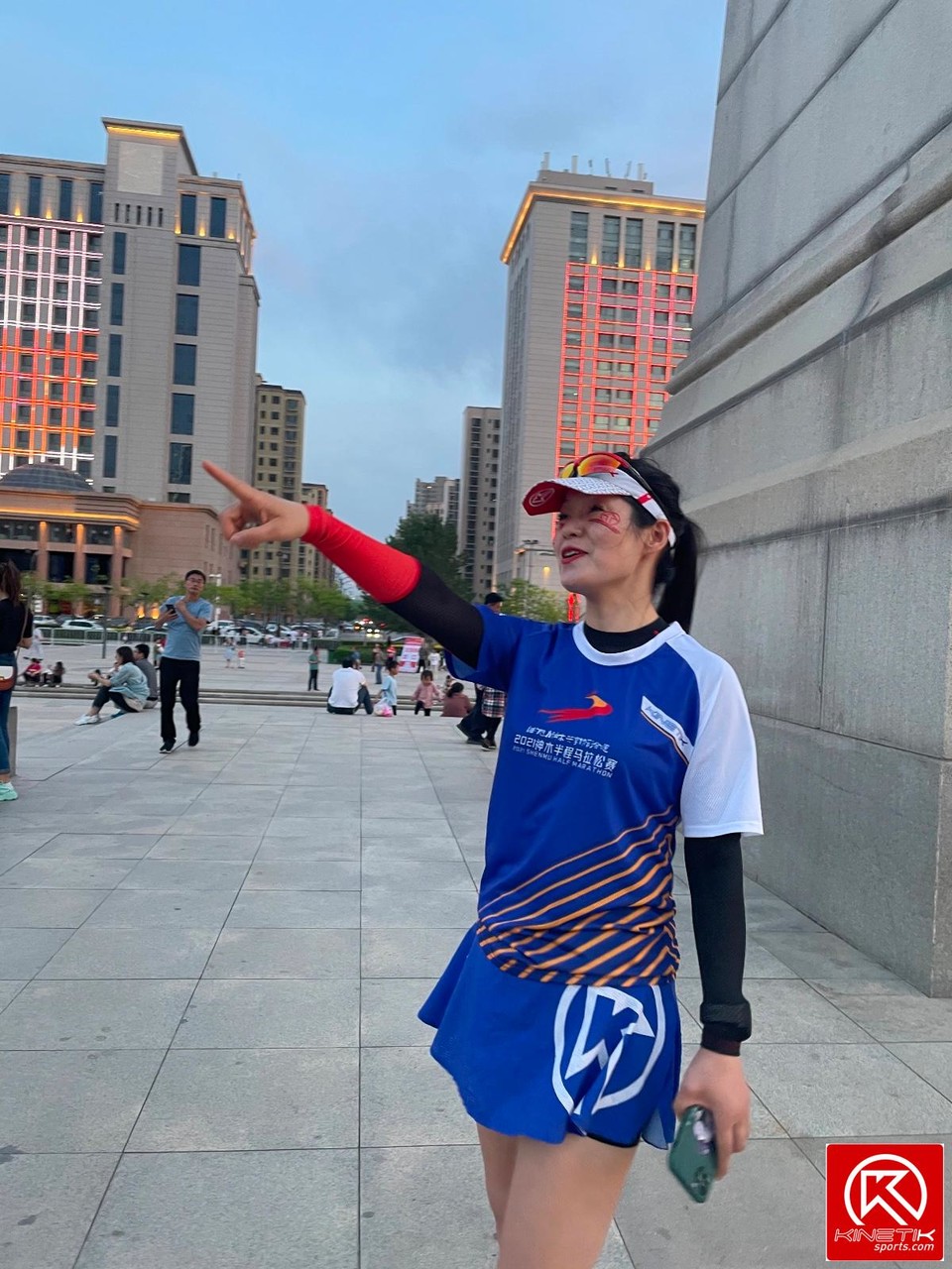 45AB9D47-3B49-416A-8608-F91DE158538B