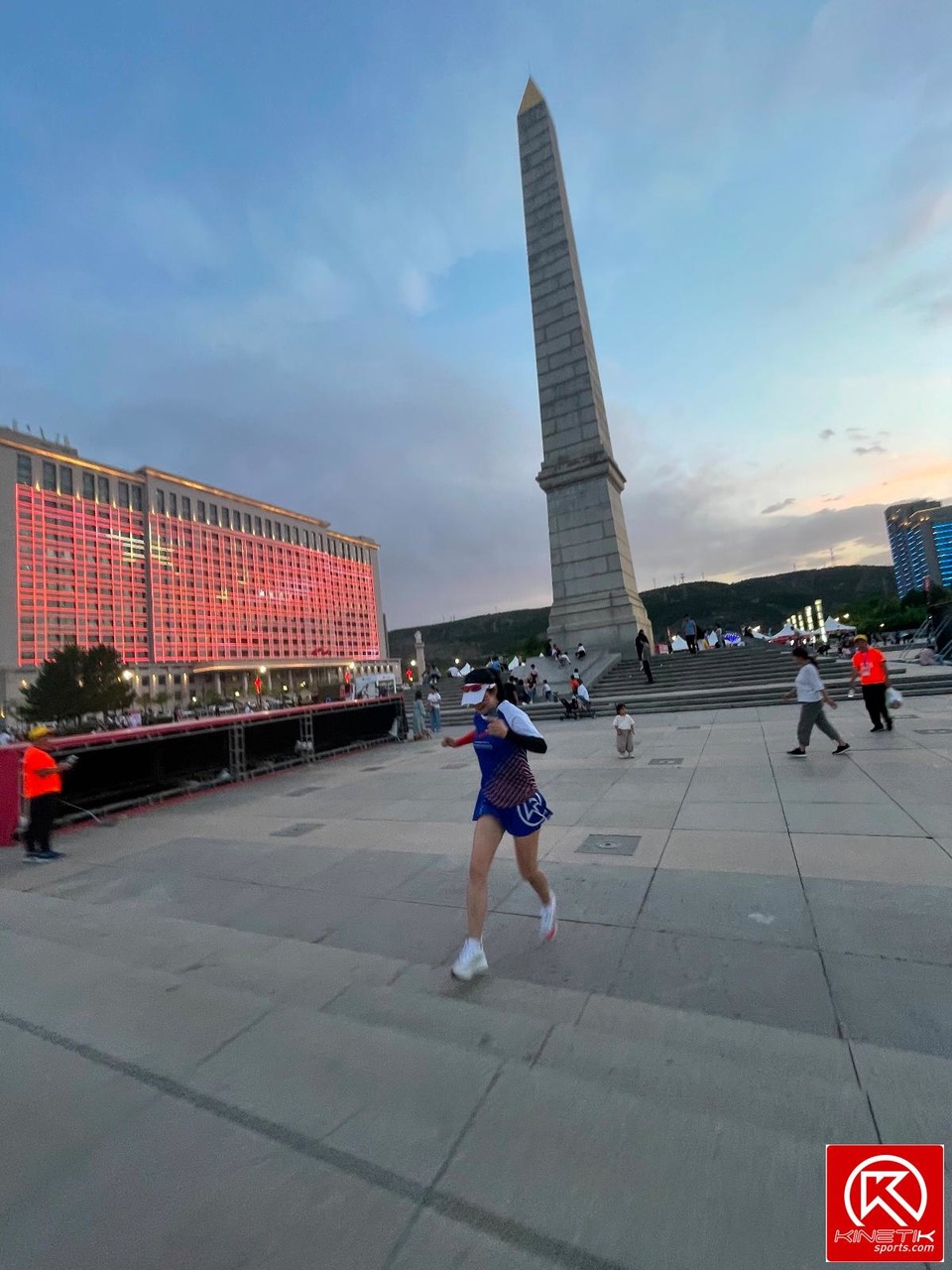 DAC0014D-C7D9-42CC-9386-8C5613DEA747