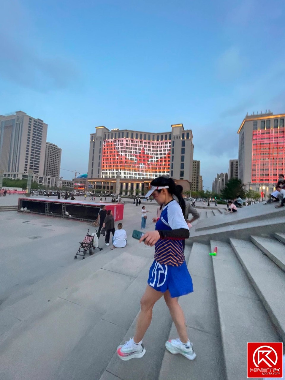 2D4005D0-D580-4395-9C5B-0DBA8374BC74