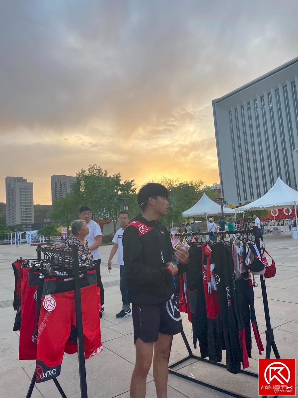 A736E7D5-78FD-4137-BBA9-47123B827F7B