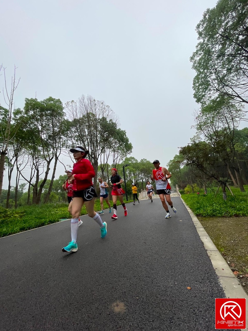 EBCAF8A2-F19B-4D4B-BC99-EB8272F8AE54