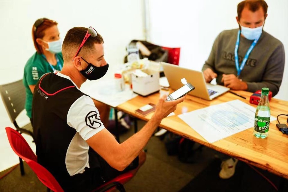 6DF119BE-815D-4142-8C19-B4887AAA3841