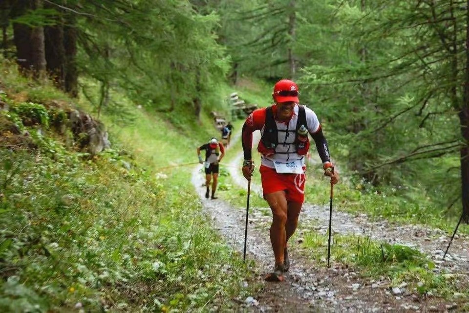 66F27E0A-730F-481B-9ECB-95E580D9AEC1