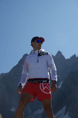 B1C22332-2549-4D84-AF80-028B1FD4FA7B