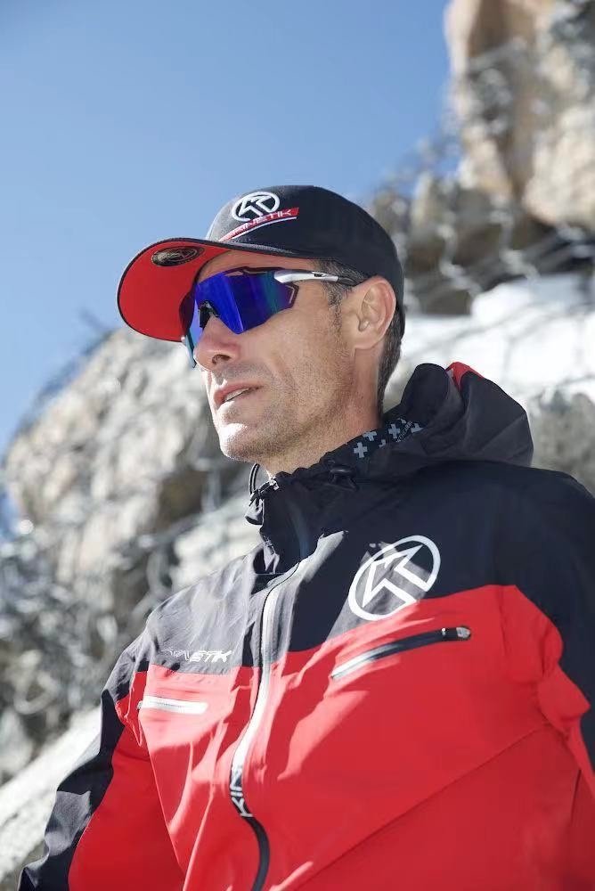 6BDAA4AB-4B7D-4932-9D61-B1D3F5091A5D