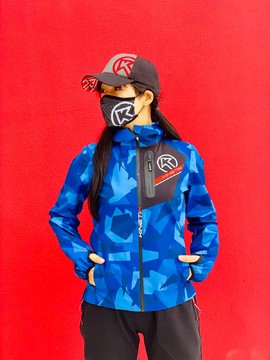 DF31D659-B06E-4360-B32D-E9DBEECB699C