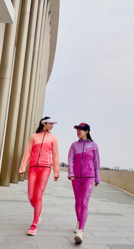 9E7D75BE-62EE-47A8-B65C-C7E214ABA942