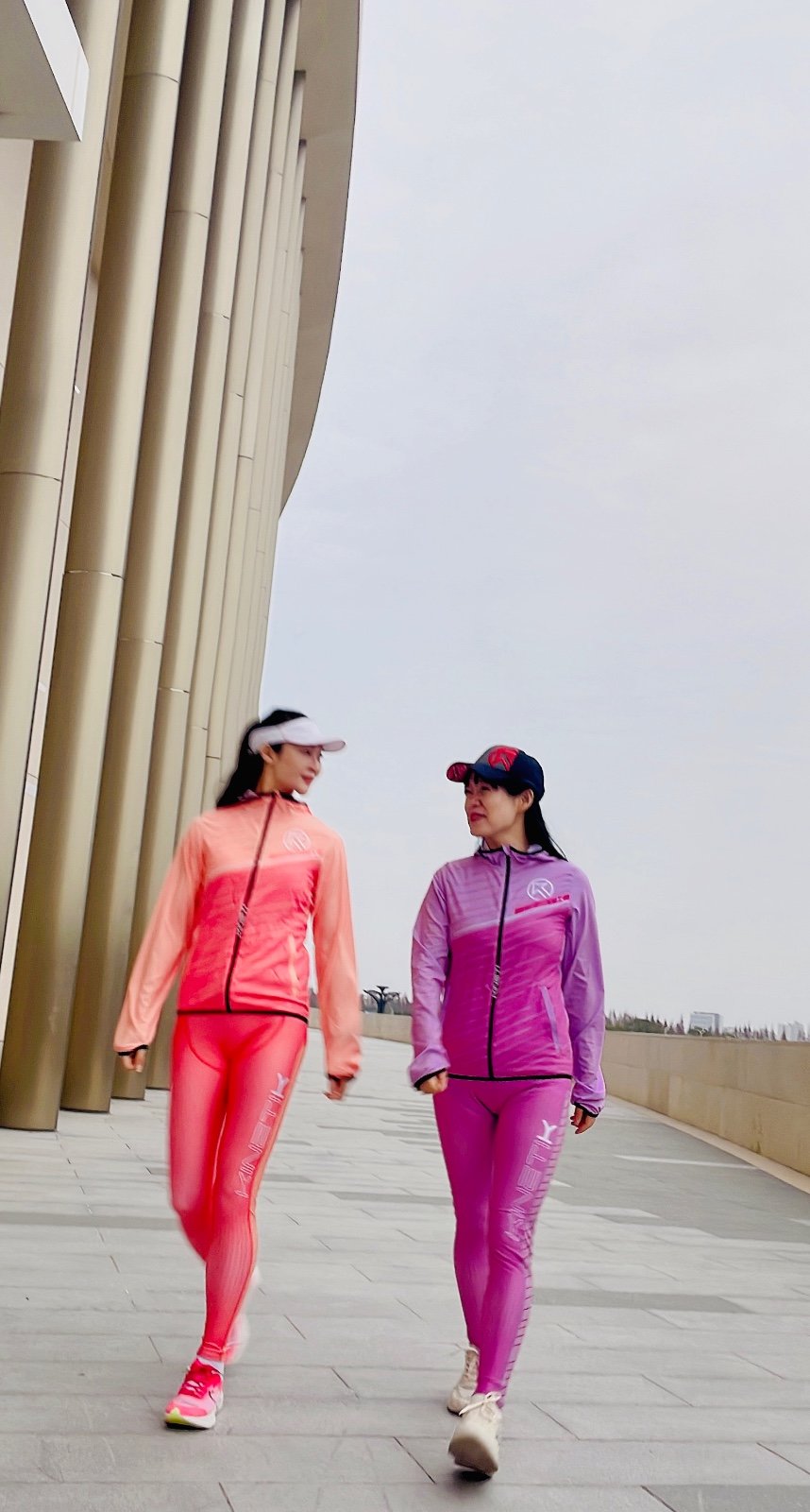 9E7D75BE-62EE-47A8-B65C-C7E214ABA942