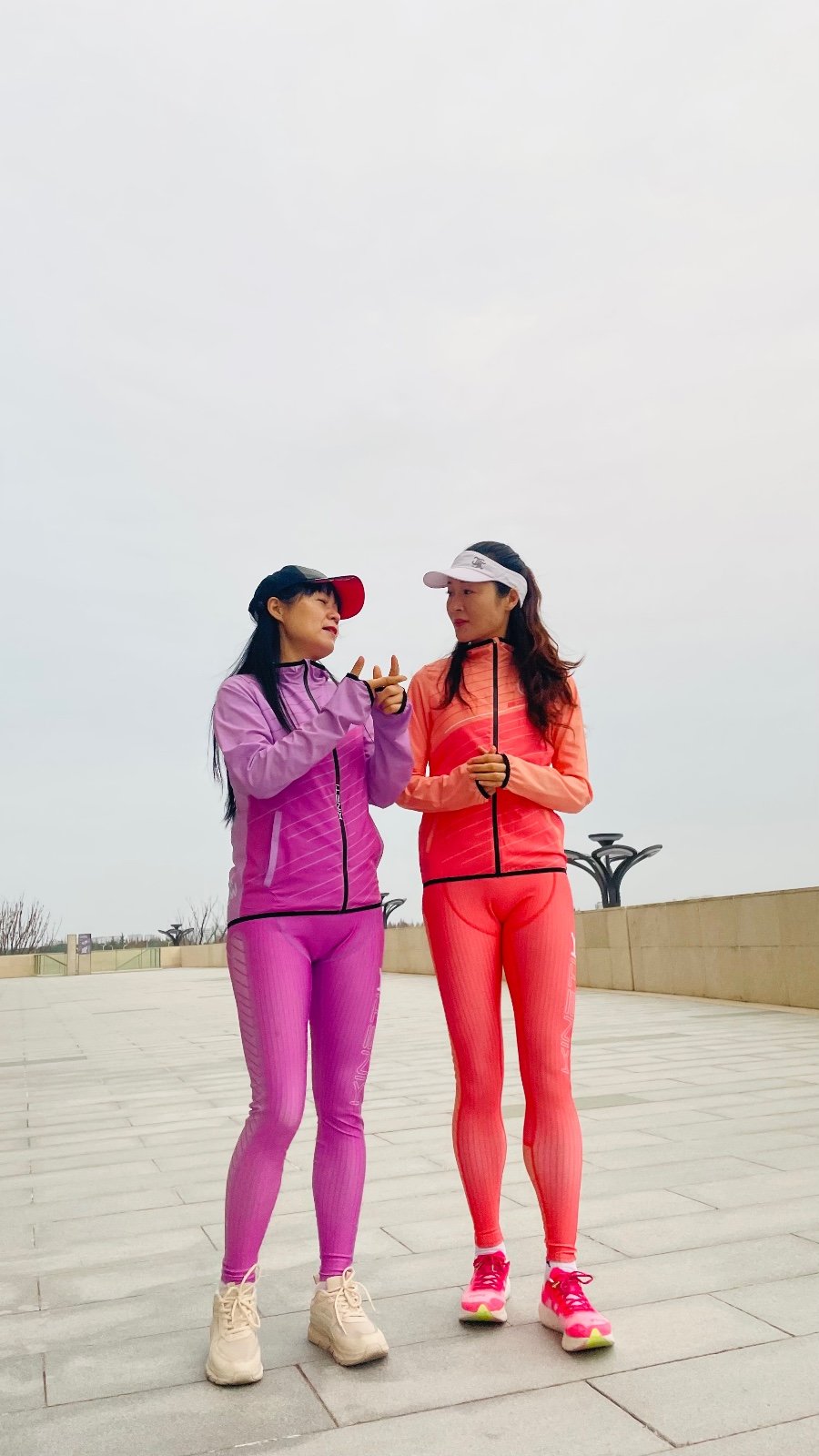 B5094176-3263-4D3D-B5C4-0FA7832AFB06