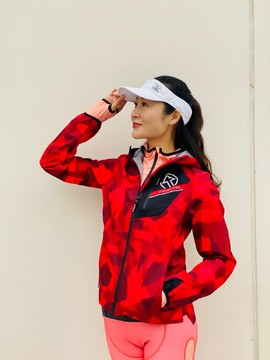 724DABE9-A7B6-4A0B-87E3-FA6D5DD25B81