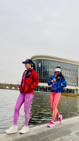 58BF45E7-18DE-436C-80DE-012547225E2C