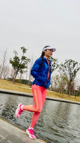 212E97E9-FE79-4890-86BF-8C886B571898