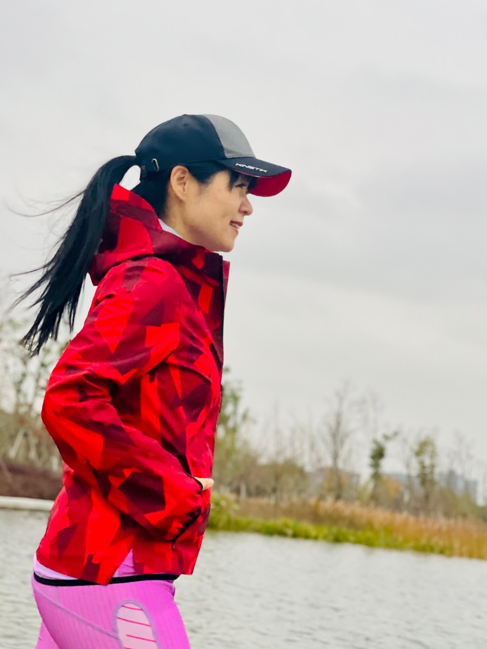 9324B0DB-80D5-4073-90F2-26E56B3C4377