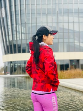 37E9DA53-CC7C-4072-880F-04537FECD968